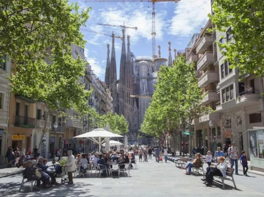 Apartment Love Local Life Near Sagrada Familia By Myrentalhost Barcelona Spain