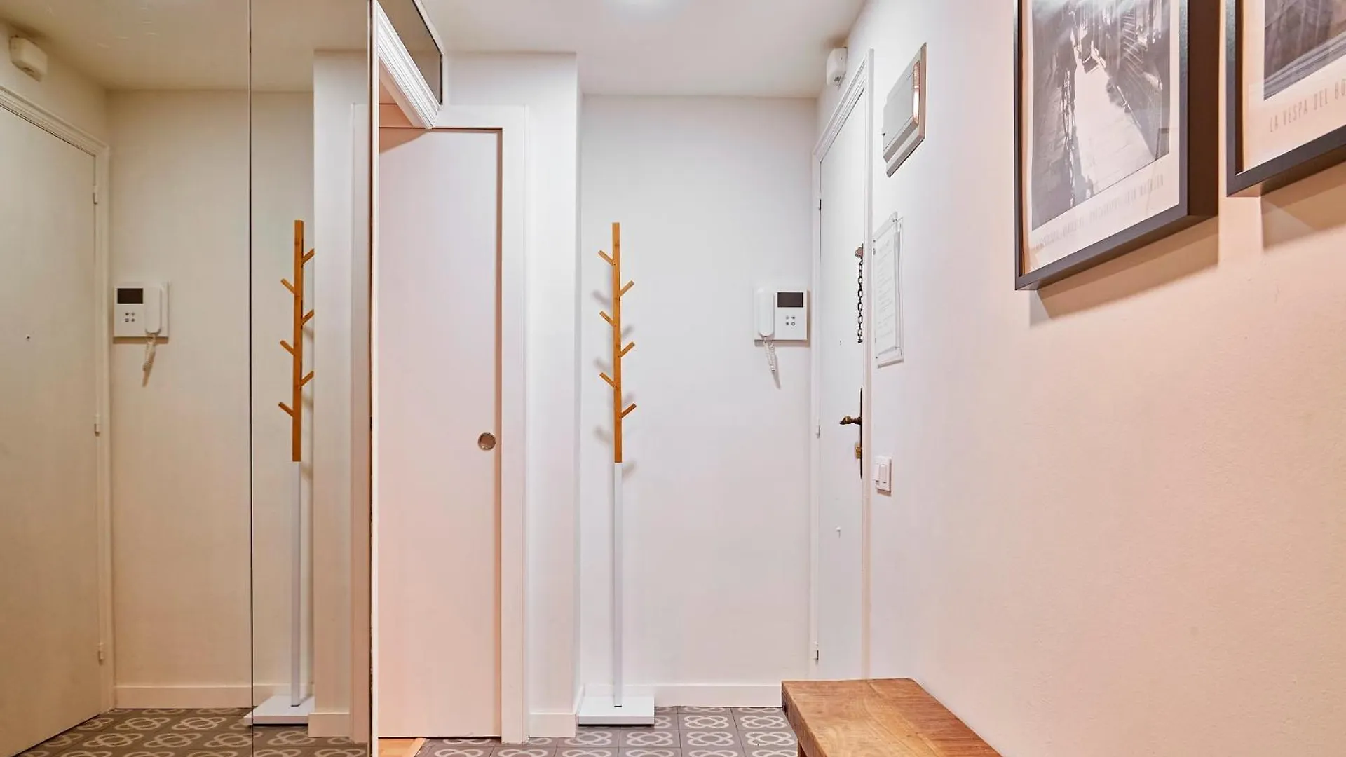 Apartment Love Local Life Near Sagrada Familia By Myrentalhost Barcelona